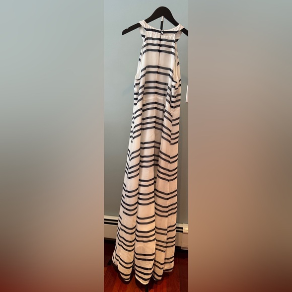Ann Taylor  Halter Navy and White Striped lined  Maxi Dress size 10 - Picture 2 of 8